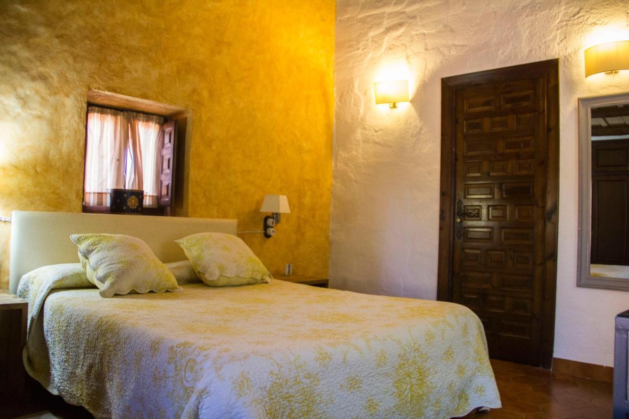 Hotel Mas El Cuquello Els Ibarsos Luaran gambar
